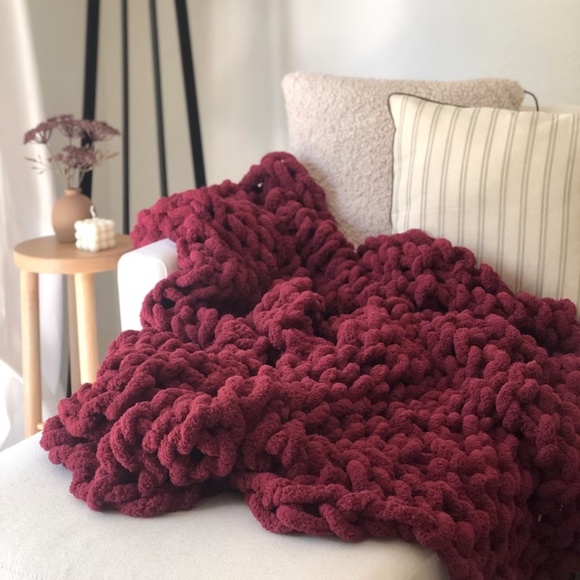 HANDMADE KNIT BLANKET - Picture 1 of 1